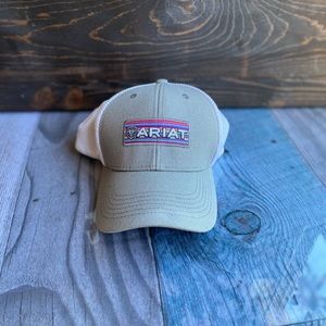 Ariat snap back hat